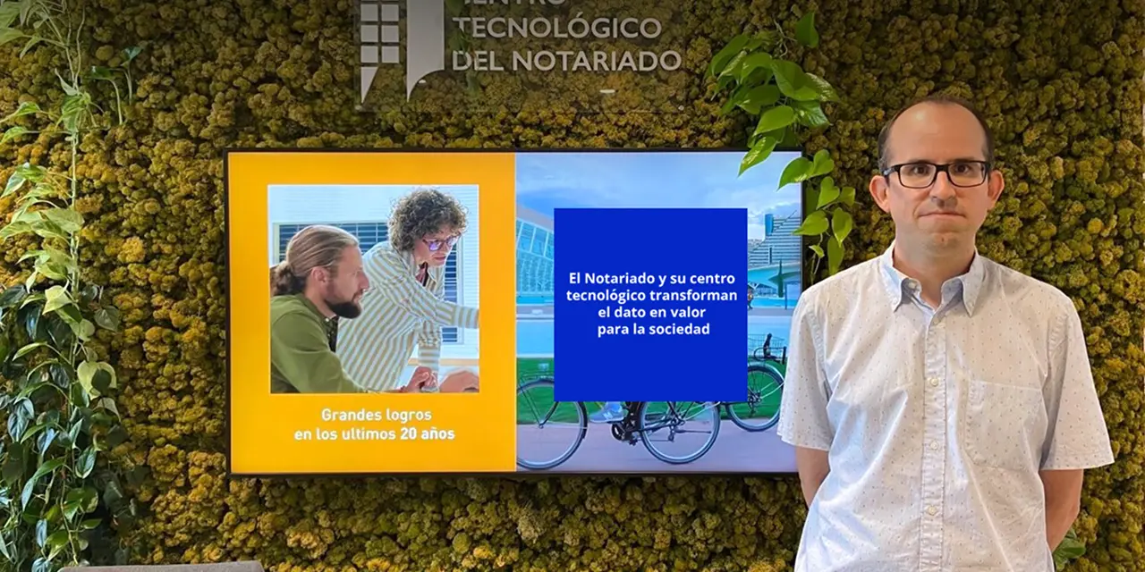Fotografía de Pau Del Canto en las oficinas del Centro Tecnológico del Notariado